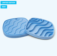 Load image into Gallery viewer, Waves Feast Mat Case