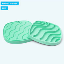 Load image into Gallery viewer, Waves Feast Mat Case